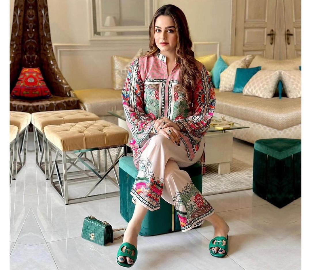 Multicolor Printed Khaddar Suit Women Ban Collar Medium